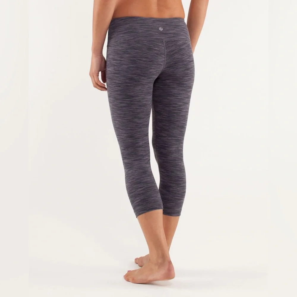 2012 Lululemon Wunder Under Crop Space Dye Black Coal Size 4 High Rise